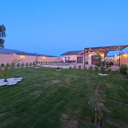 Ader 5 Villa